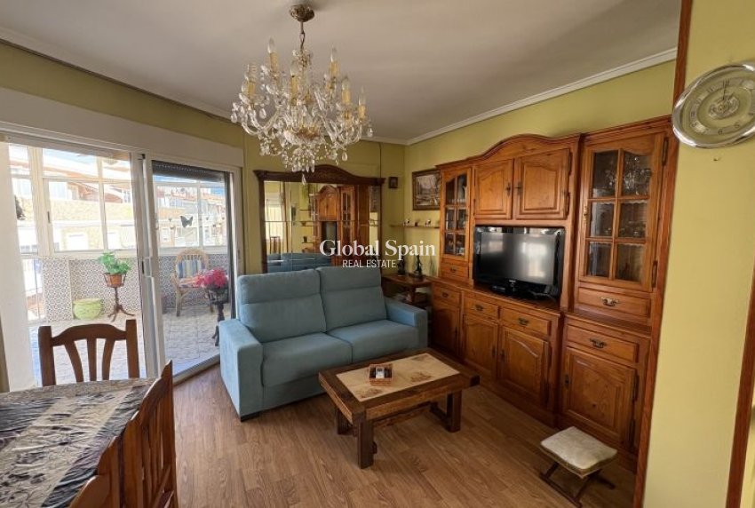 Wederverkoop - APPARTEMENT -
TORREVIEJA - Costa Blanca