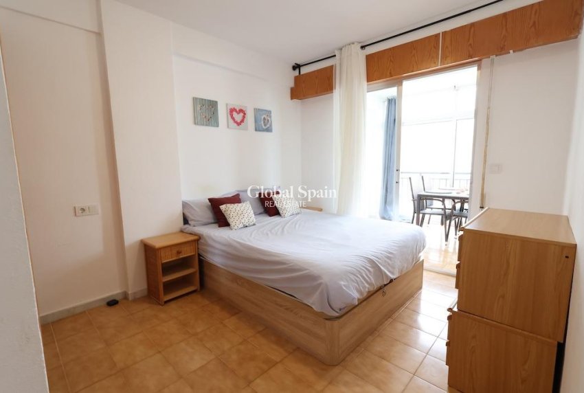 Wederverkoop - APPARTEMENT -
TORREVIEJA - Costa Blanca