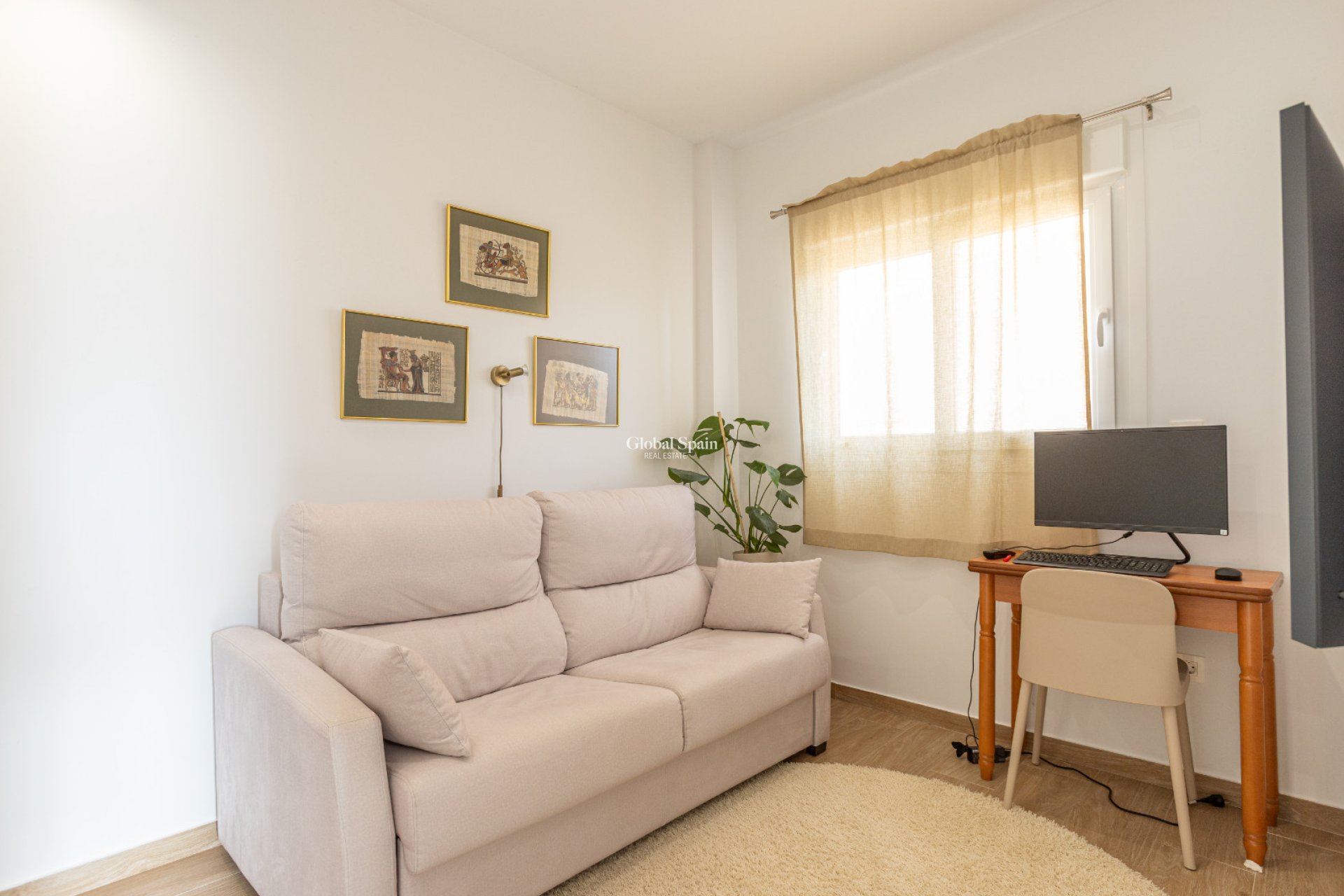 Wederverkoop - APPARTEMENT -
TORREVIEJA - Costa Blanca