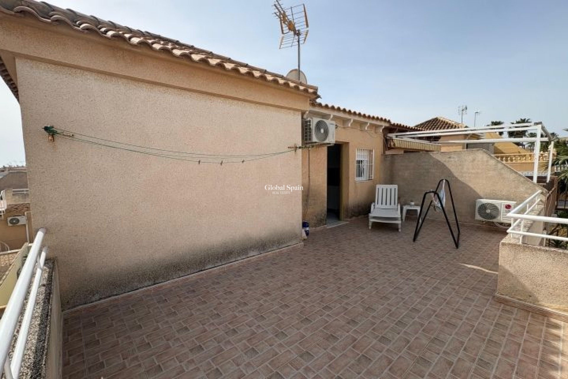 Wederverkoop - APPARTEMENT -
TORREVIEJA - Costa Blanca