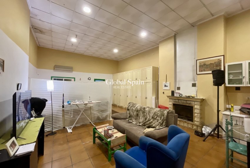 Wederverkoop - APPARTEMENT -
TORREVIEJA - Costa Blanca