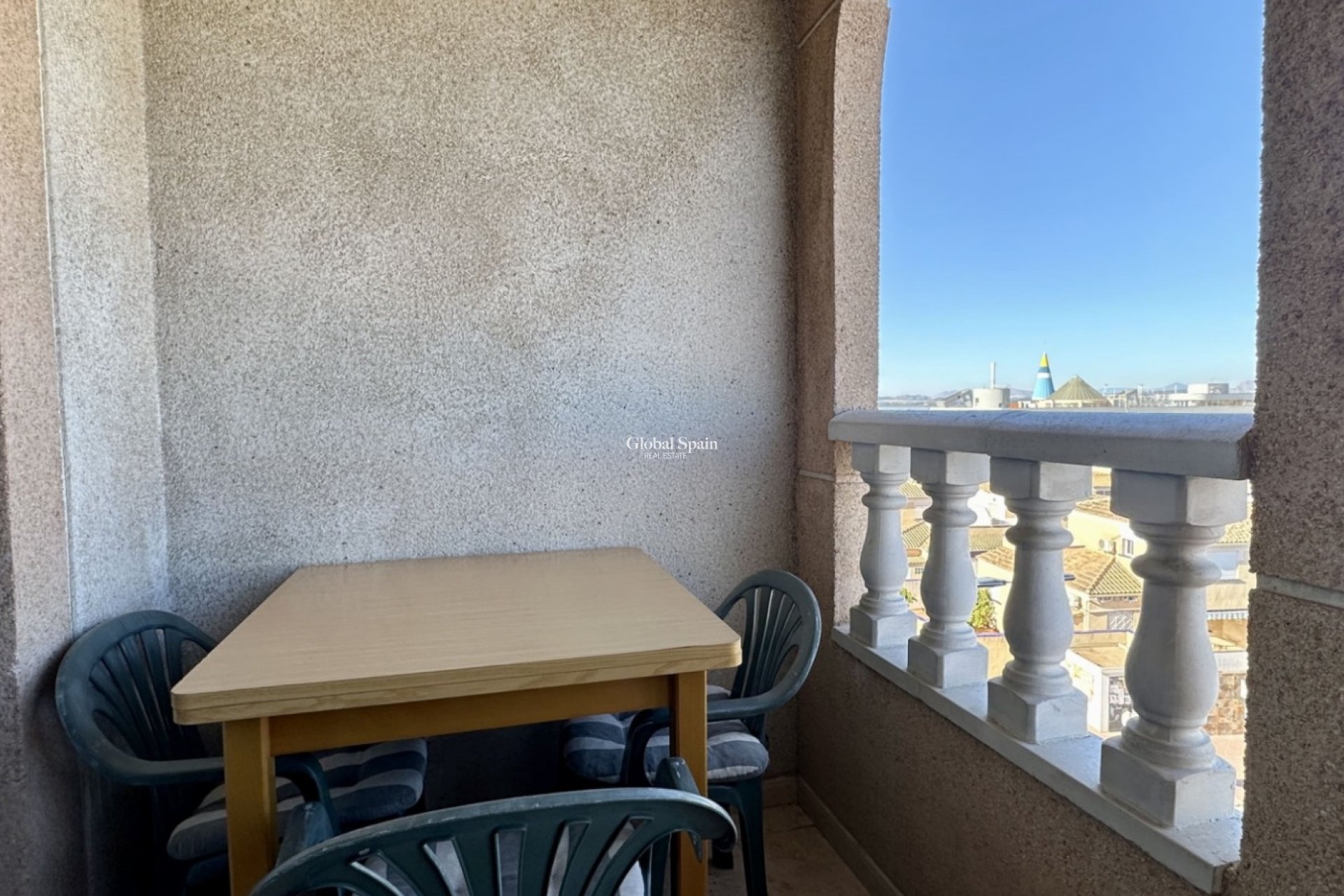Wederverkoop - APPARTEMENT -
TORREVIEJA - Costa Blanca