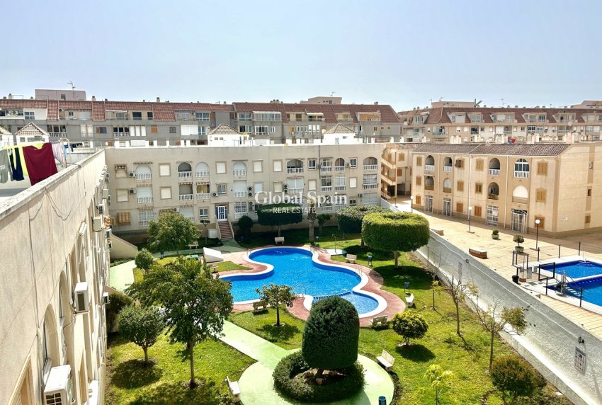 Wederverkoop - APPARTEMENT -
TORREVIEJA - Costa Blanca