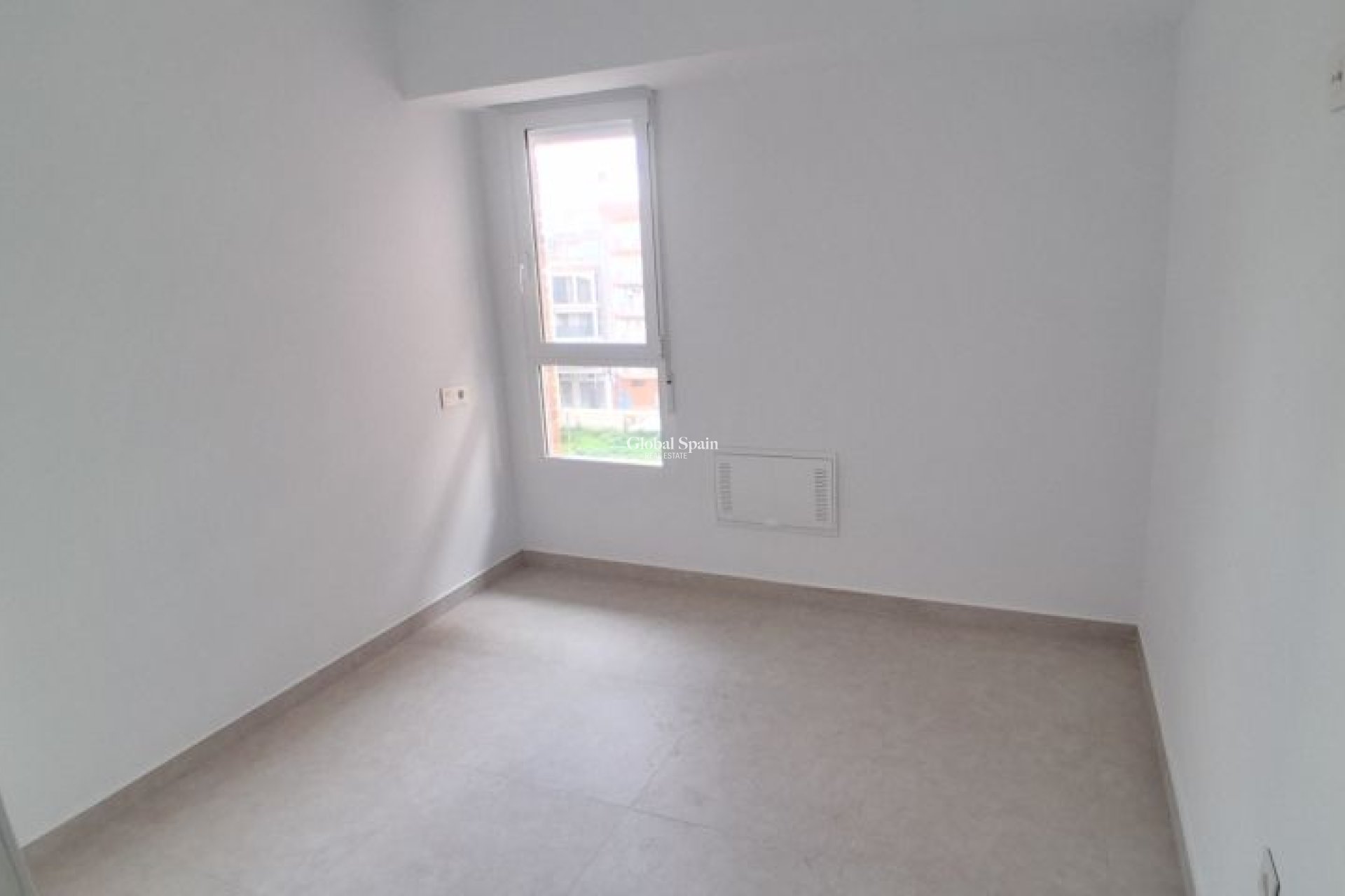 Wederverkoop - APPARTEMENT -
TORREVIEJA - Costa Blanca