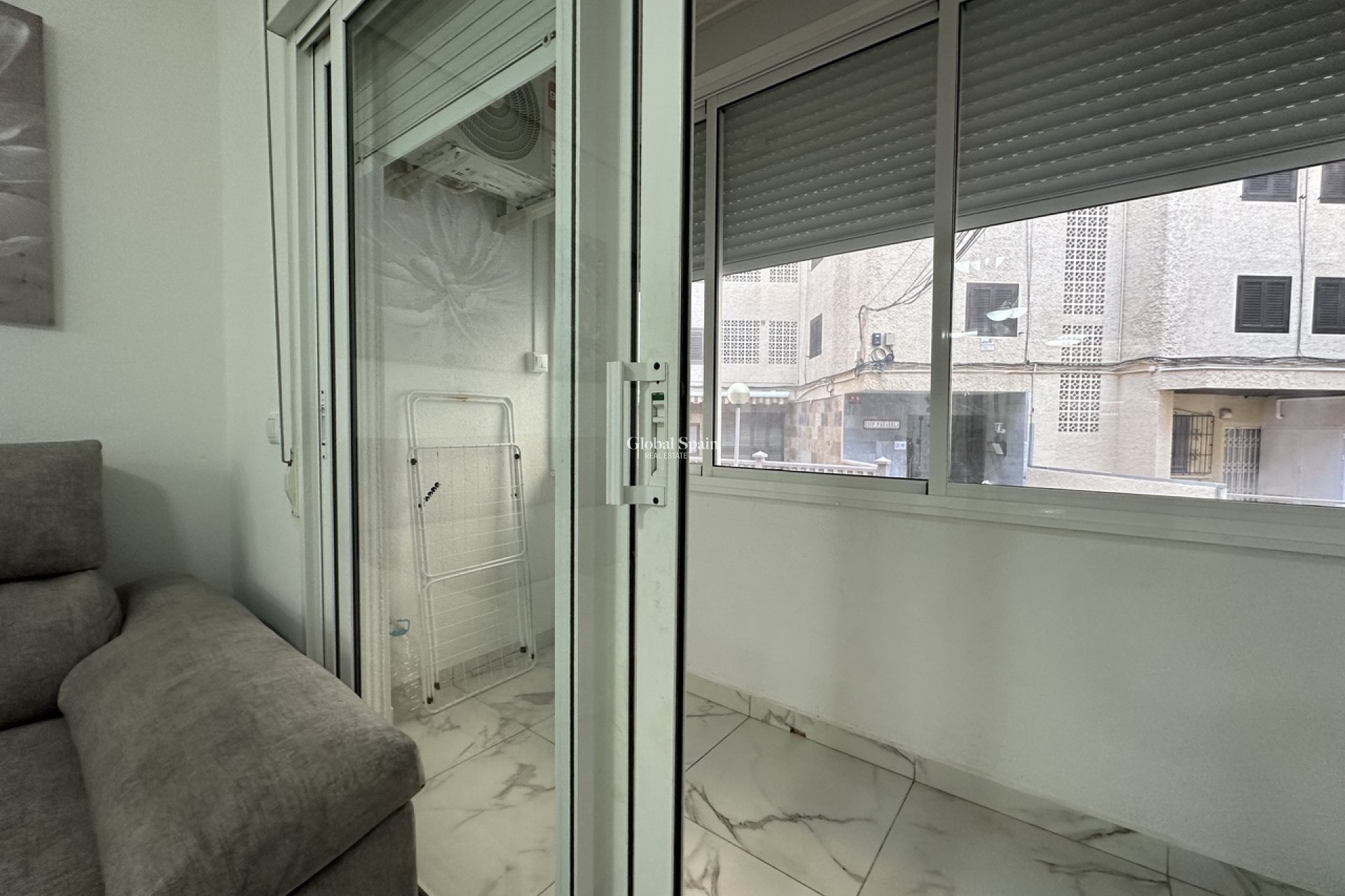 Wederverkoop - APPARTEMENT -
TORREVIEJA - Costa Blanca