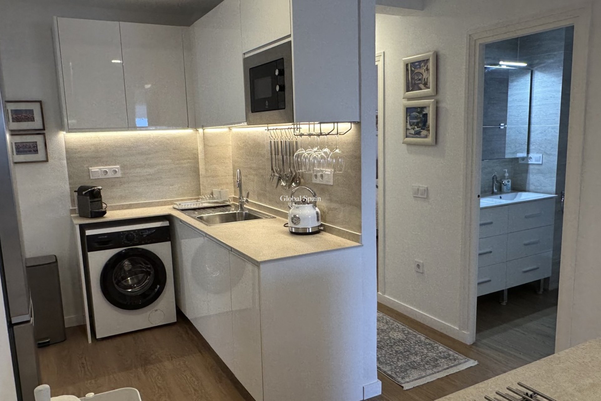 Wederverkoop - APPARTEMENT -
TORREVIEJA - Costa Blanca