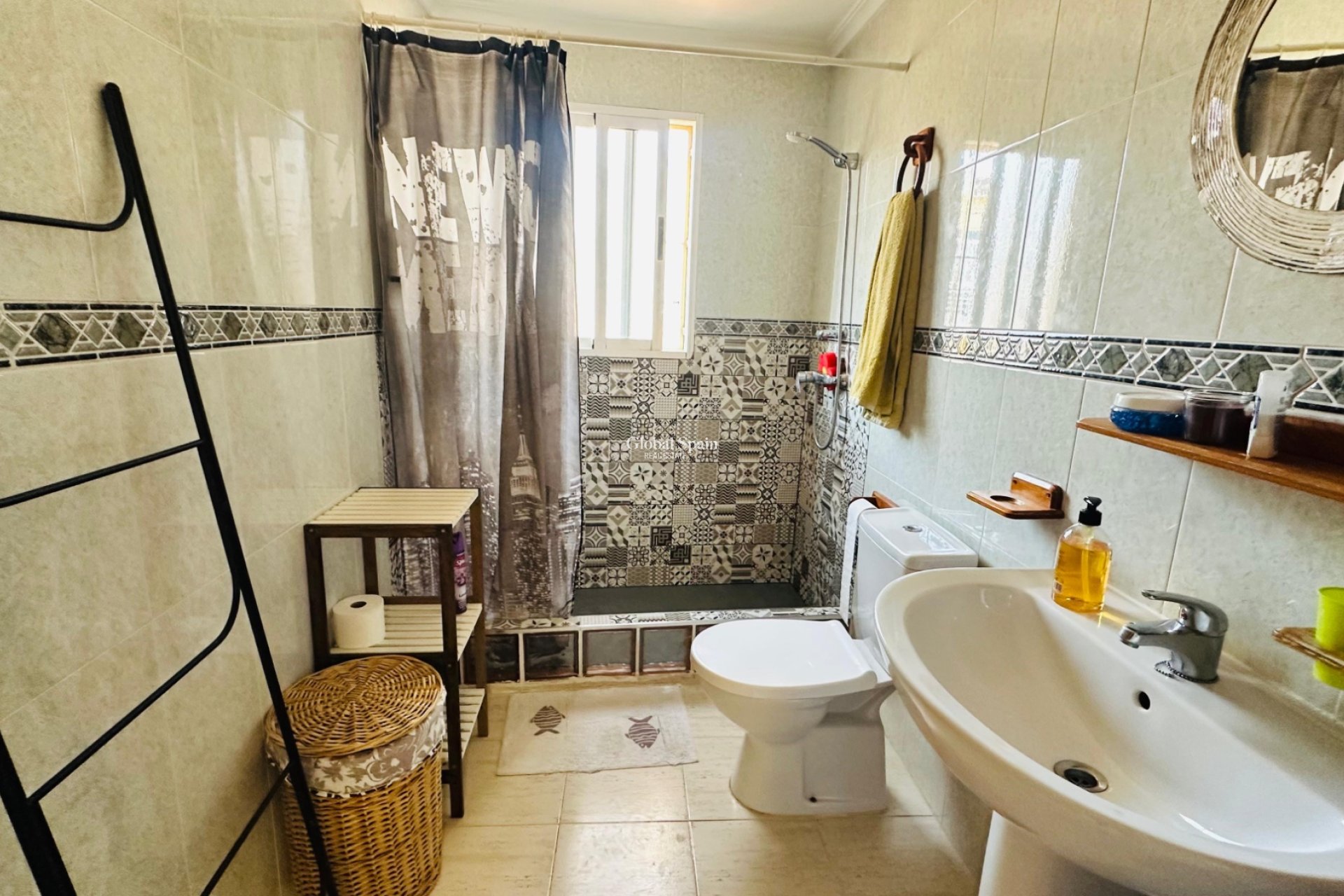 Wederverkoop - APPARTEMENT -
TORREVIEJA - Costa Blanca