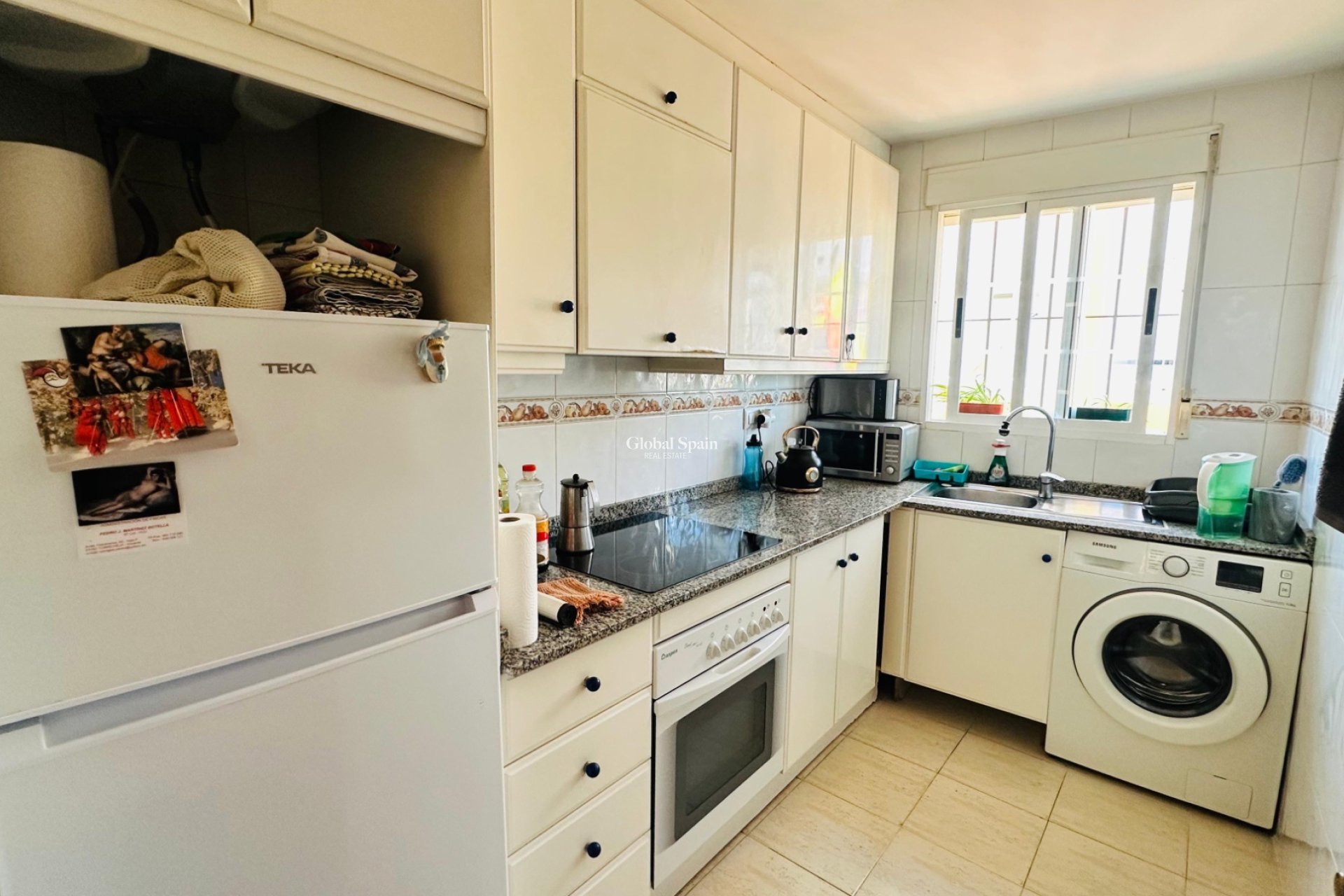 Wederverkoop - APPARTEMENT -
TORREVIEJA - Costa Blanca