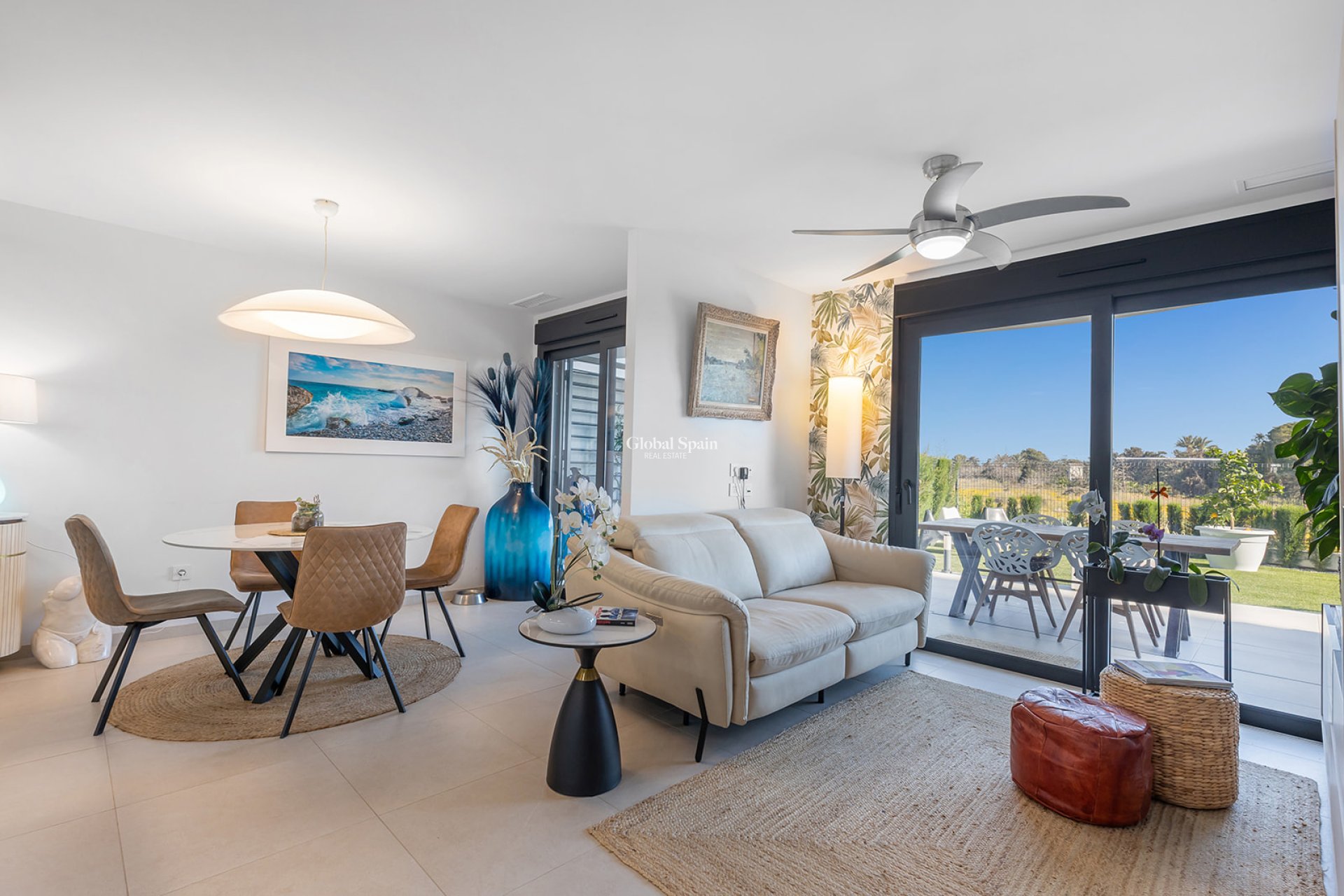 Wederverkoop - APPARTEMENT -
TORREVIEJA - Costa Blanca