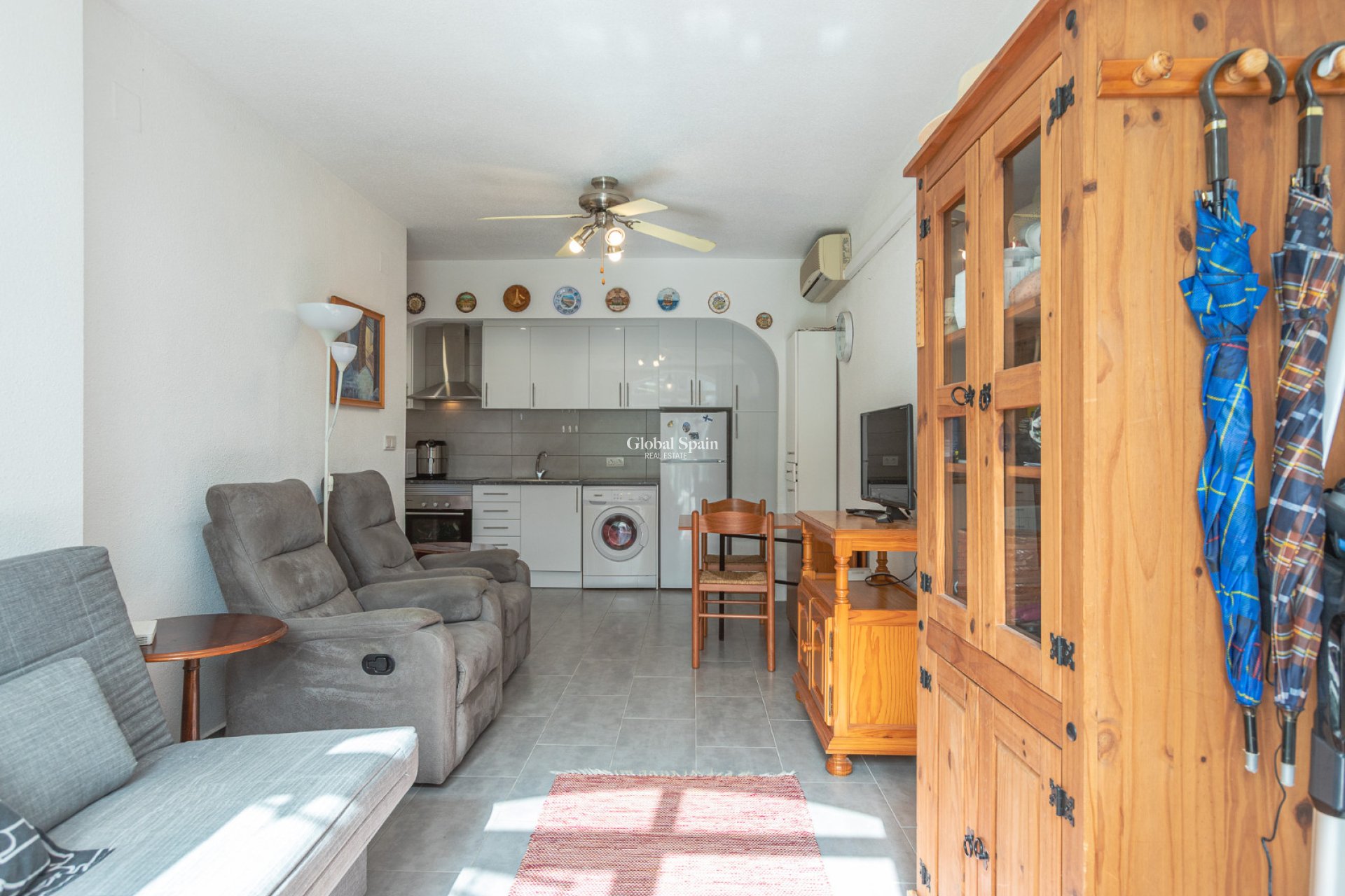 Wederverkoop - APPARTEMENT -
TORREVIEJA - Costa Blanca