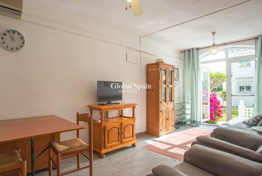 Wederverkoop - APPARTEMENT -
TORREVIEJA - Costa Blanca