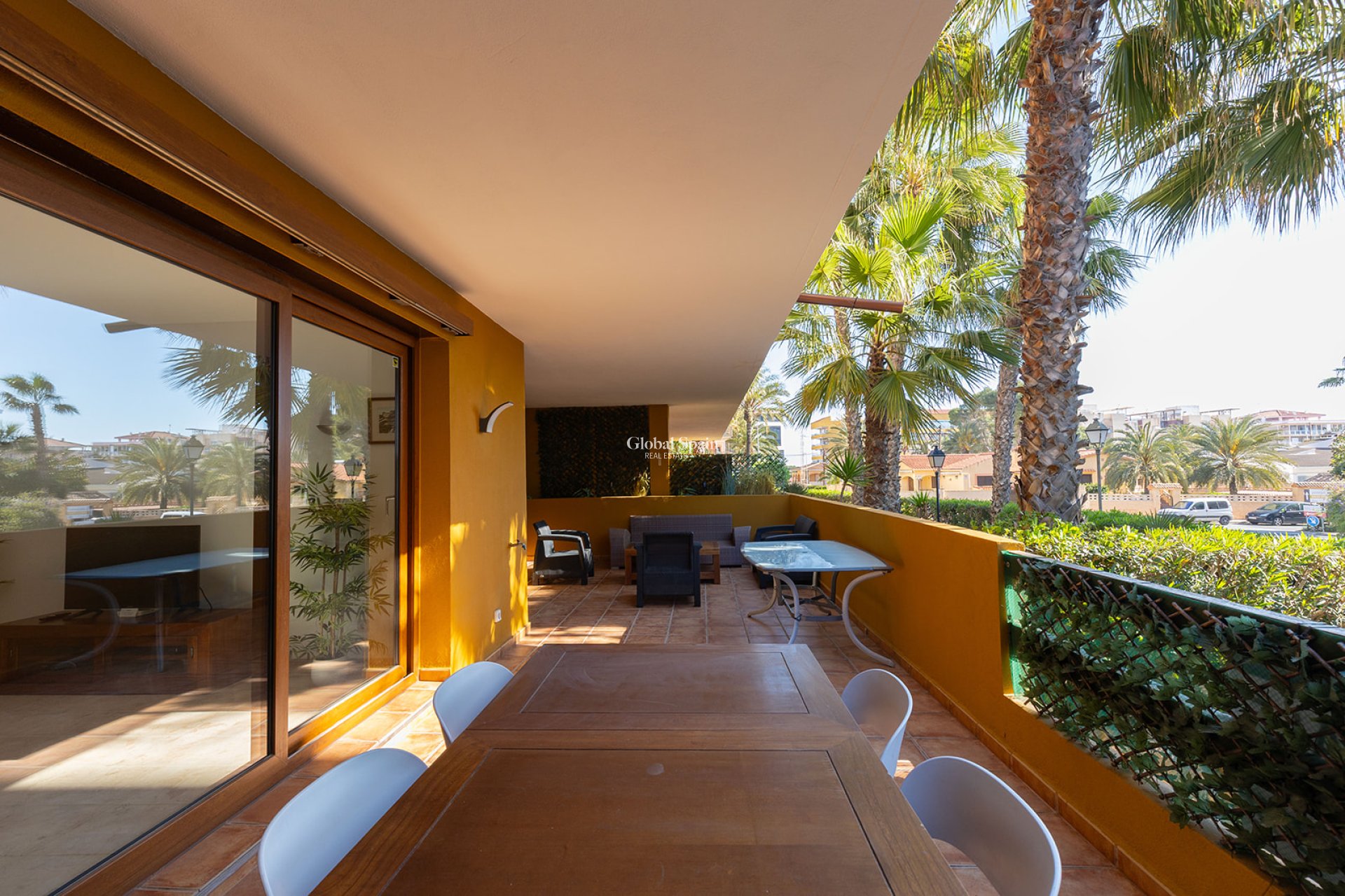 Wederverkoop - APPARTEMENT -
TORREVIEJA - Costa Blanca