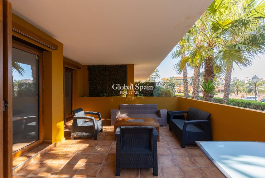 Wederverkoop - APPARTEMENT -
TORREVIEJA - Costa Blanca