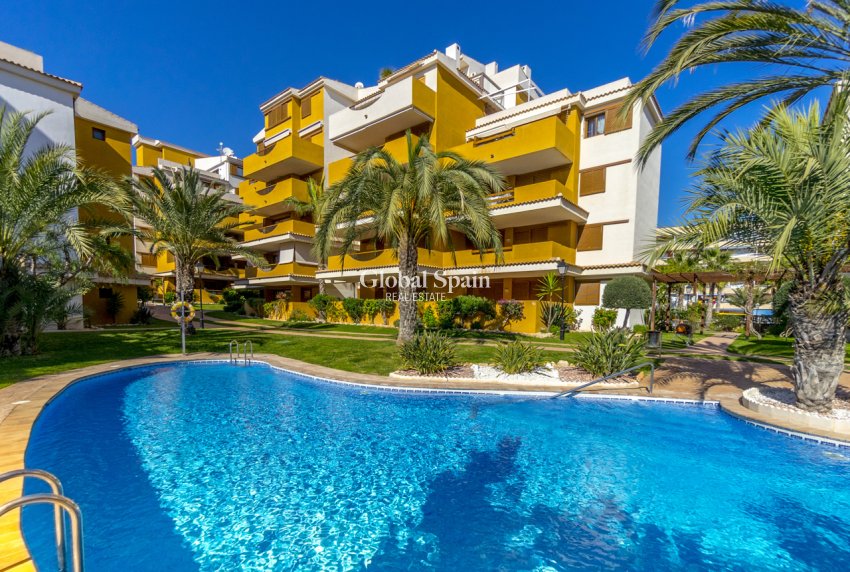 Wederverkoop - APPARTEMENT -
TORREVIEJA - Costa Blanca