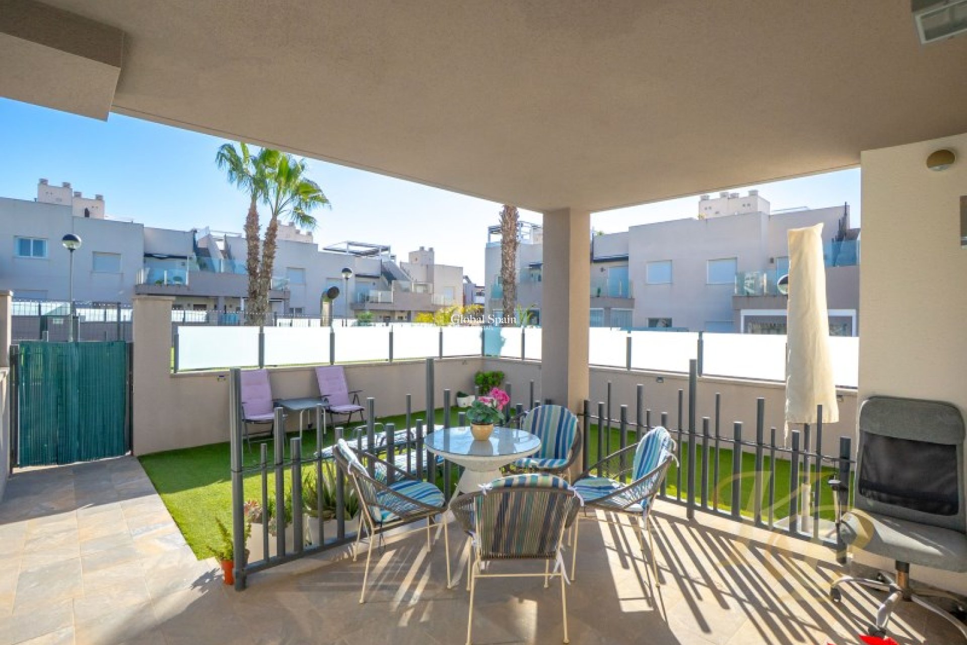 Wederverkoop - APPARTEMENT -
TORREVIEJA - Costa Blanca