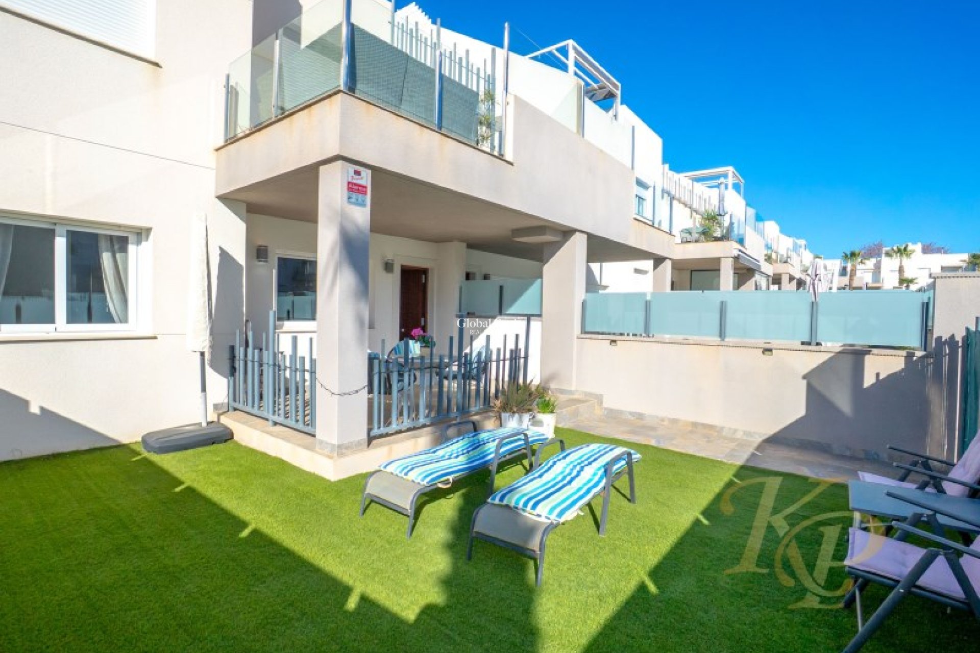 Wederverkoop - APPARTEMENT -
TORREVIEJA - Costa Blanca