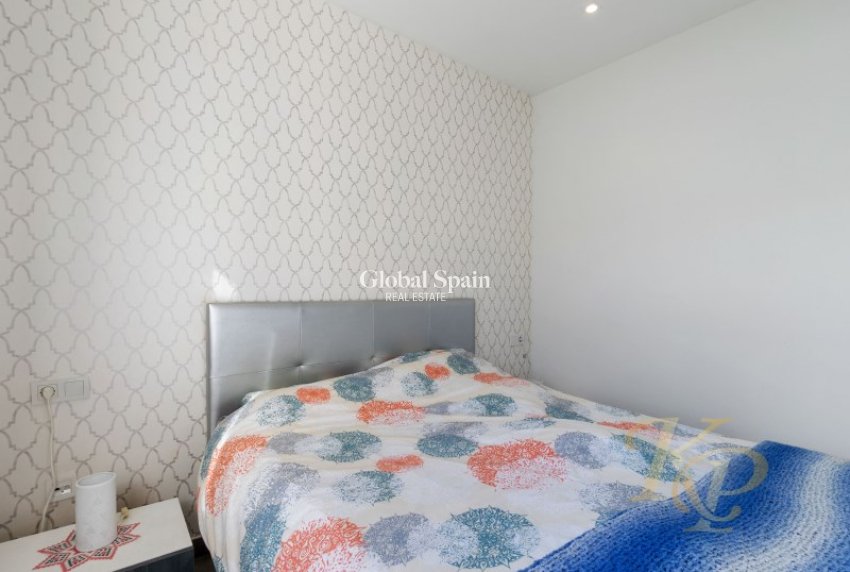Wederverkoop - APPARTEMENT -
TORREVIEJA - Costa Blanca
