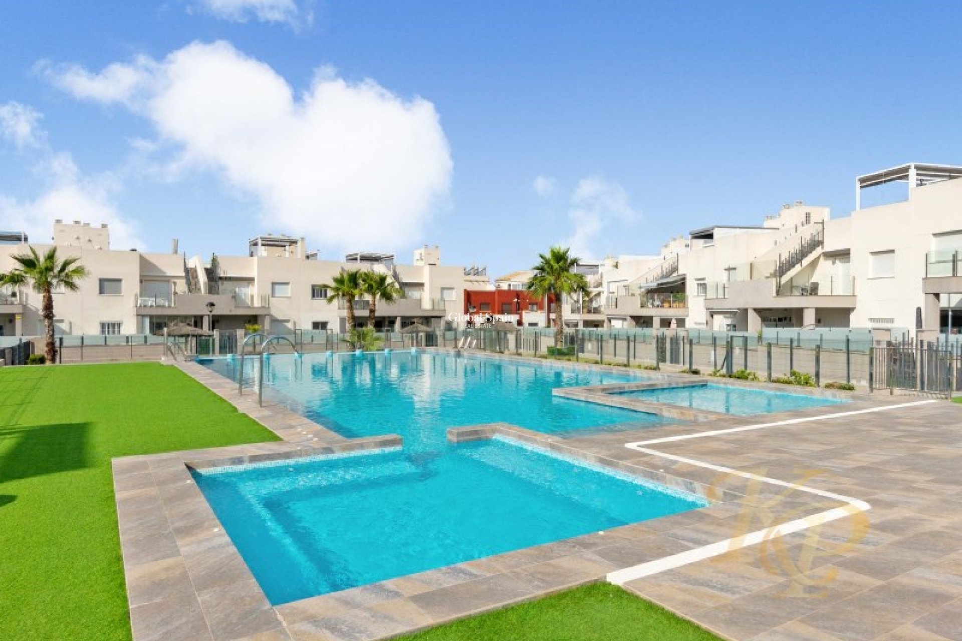 Wederverkoop - APPARTEMENT -
TORREVIEJA - Costa Blanca