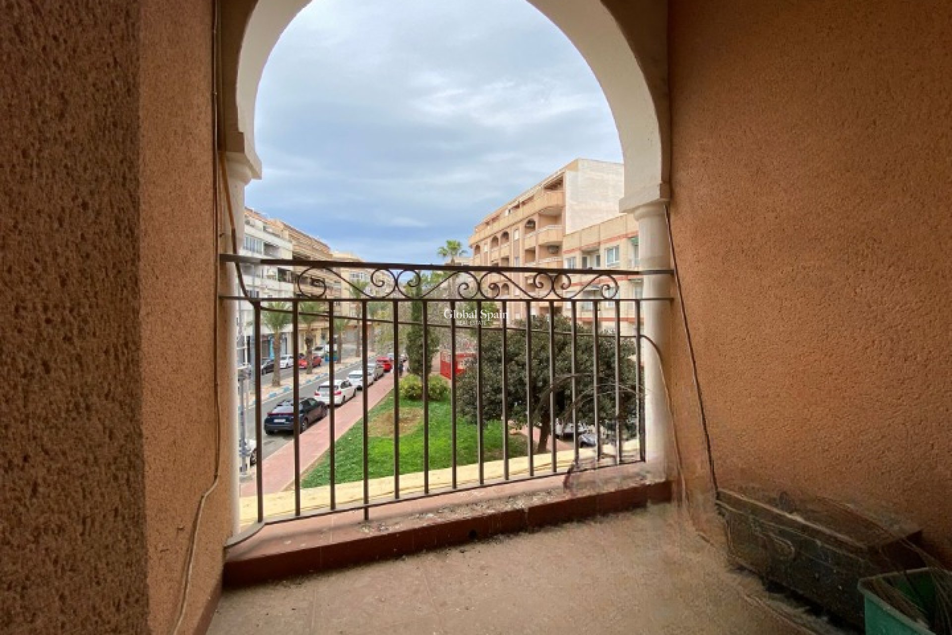 Wederverkoop - APPARTEMENT -
TORREVIEJA - Costa Blanca