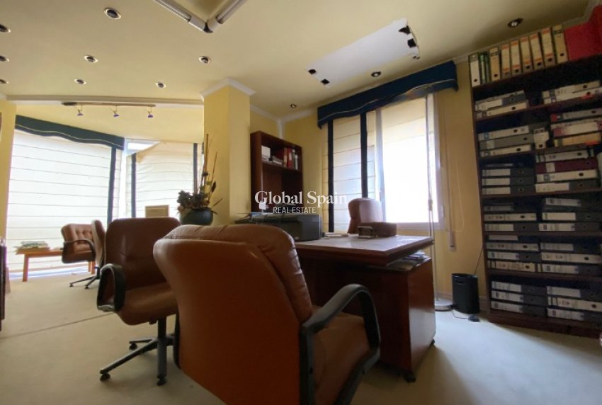 Wederverkoop - APPARTEMENT -
TORREVIEJA - Costa Blanca