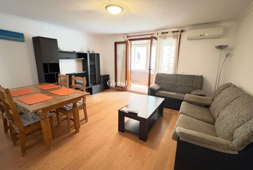 Wederverkoop - APPARTEMENT -
TORREVIEJA - Costa Blanca