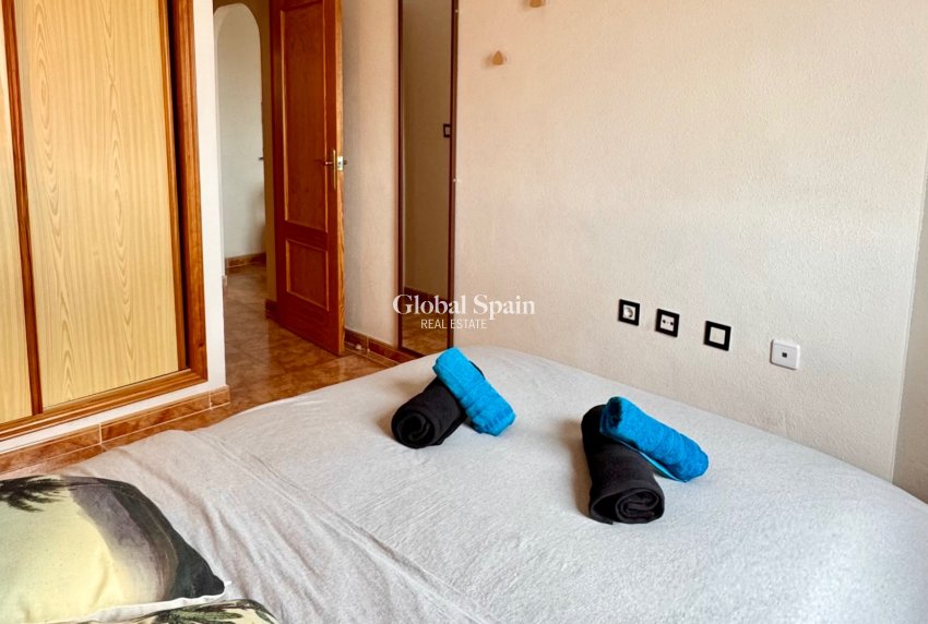 Wederverkoop - APPARTEMENT -
TORREVIEJA - Costa Blanca
