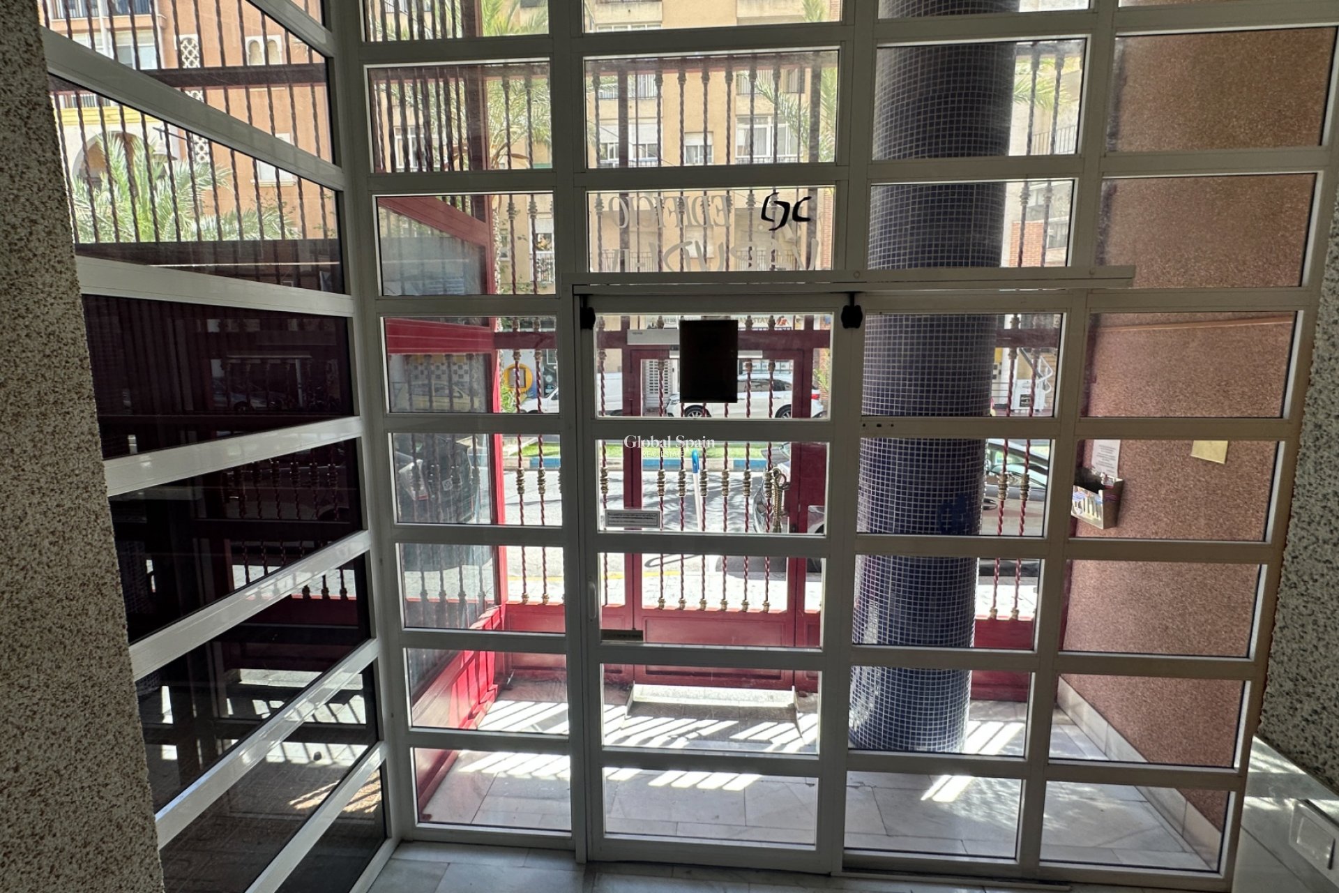 Wederverkoop - APPARTEMENT -
TORREVIEJA - Costa Blanca