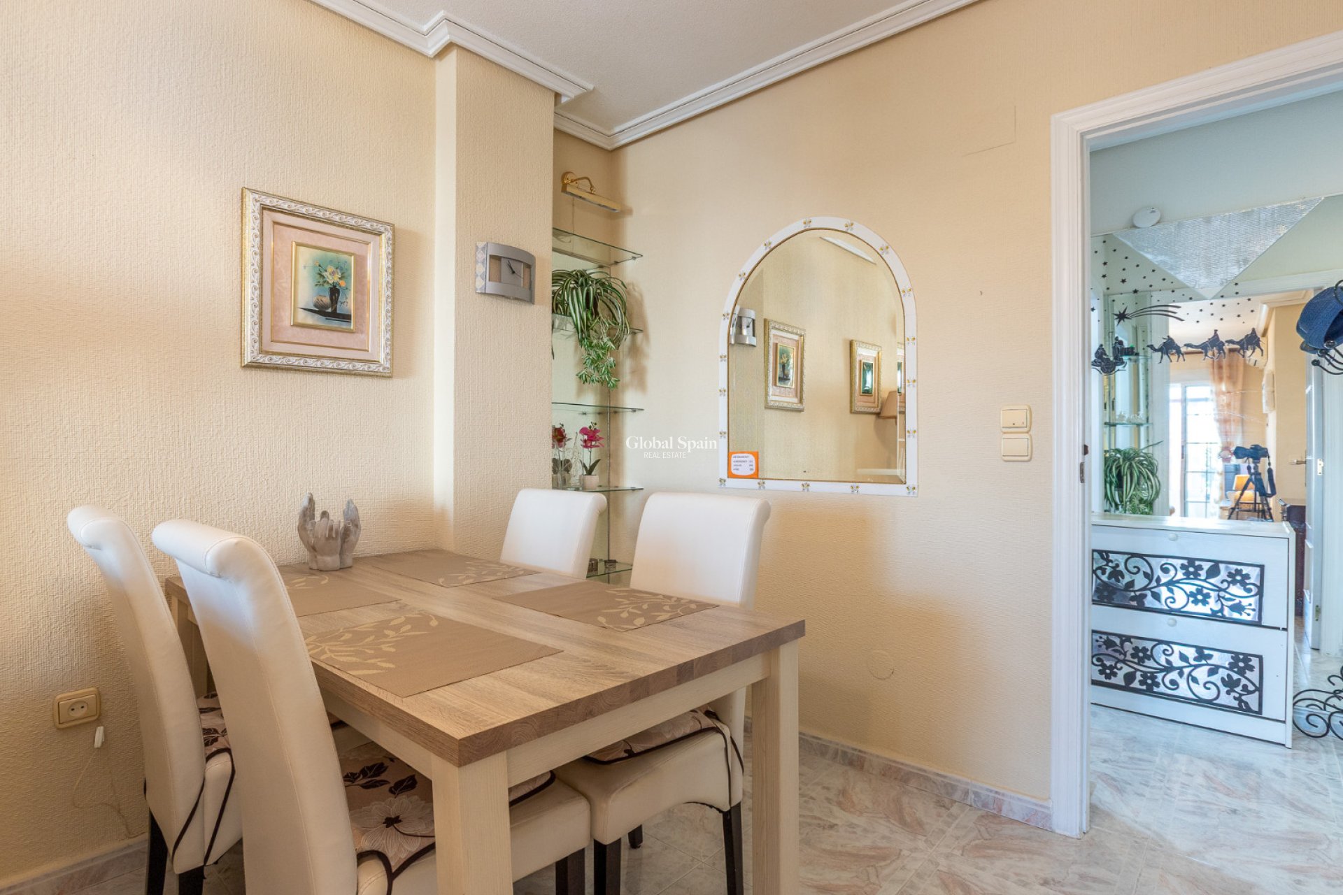 Wederverkoop - APPARTEMENT -
TORREVIEJA - Costa Blanca
