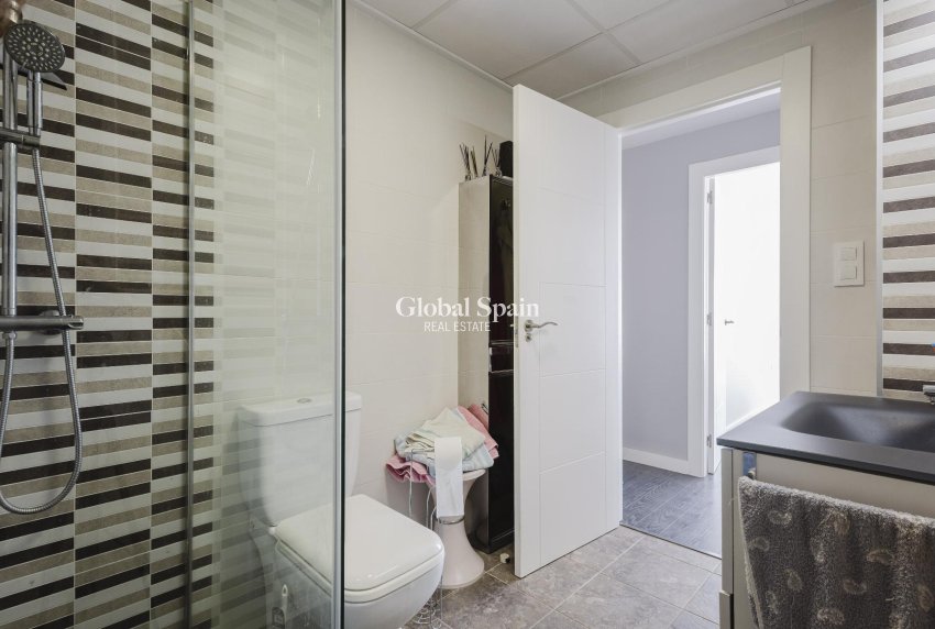 Wederverkoop - APPARTEMENT -
TORREVIEJA - Costa Blanca