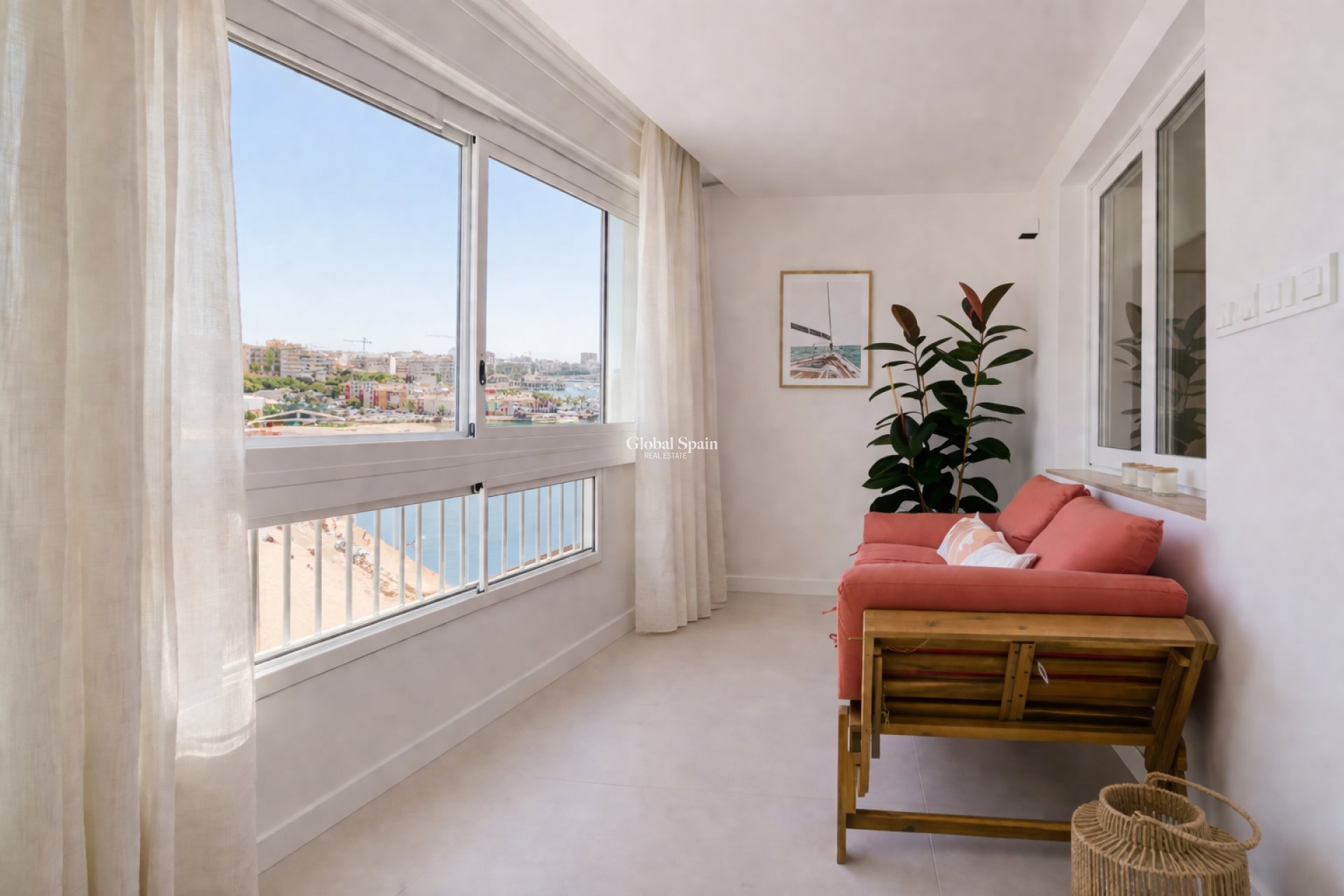 Wederverkoop - APPARTEMENT -
TORREVIEJA - Costa Blanca