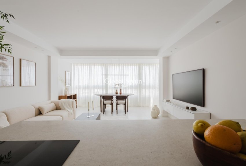 Wederverkoop - APPARTEMENT -
TORREVIEJA - Costa Blanca