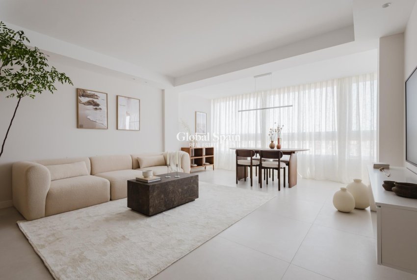 Wederverkoop - APPARTEMENT -
TORREVIEJA - Costa Blanca