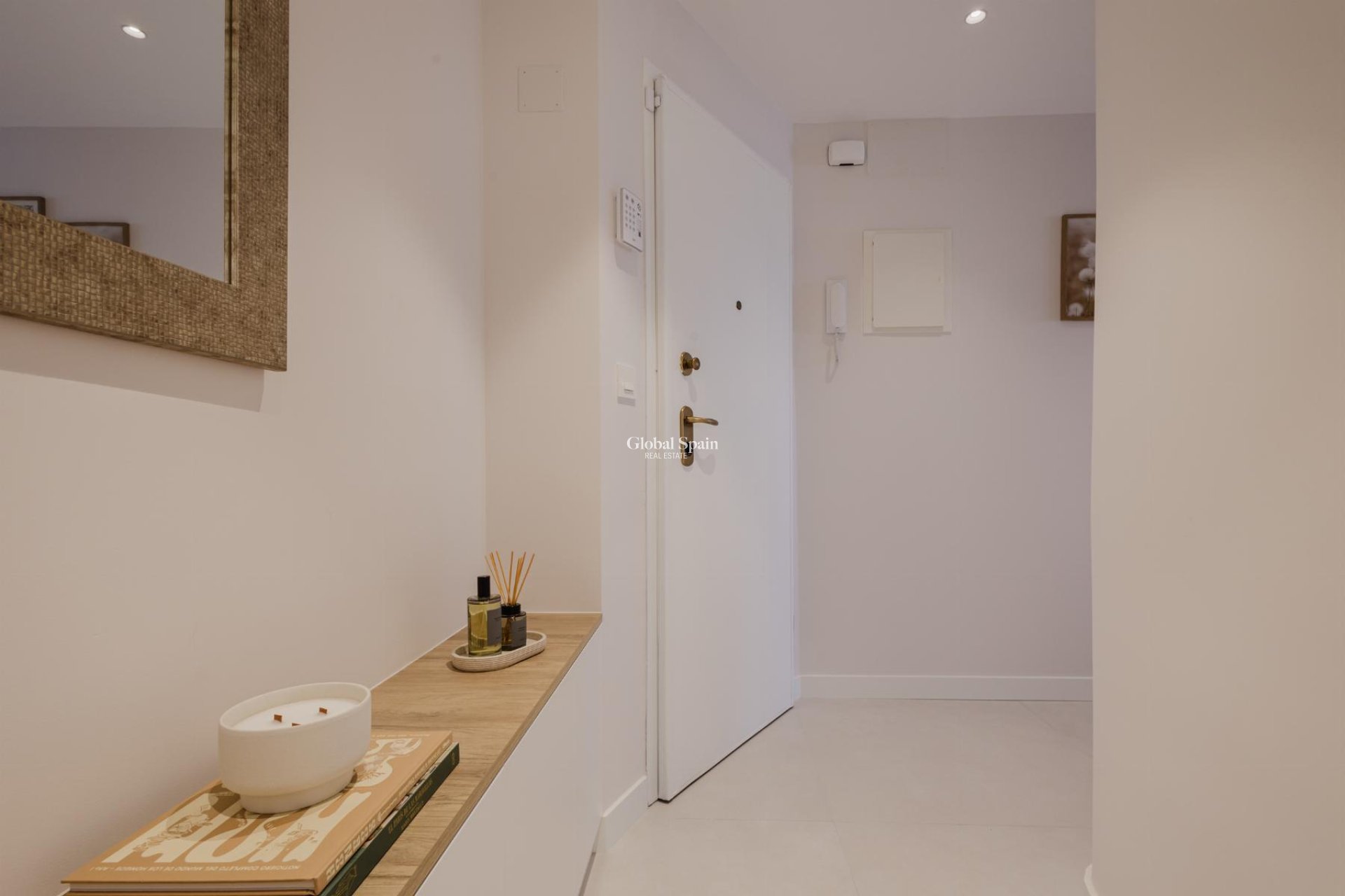 Wederverkoop - APPARTEMENT -
TORREVIEJA - Costa Blanca