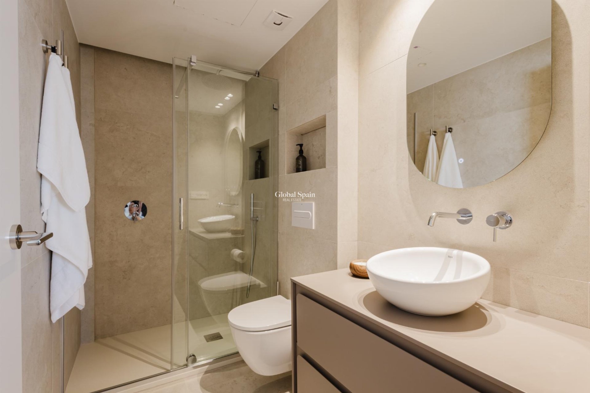 Wederverkoop - APPARTEMENT -
TORREVIEJA - Costa Blanca