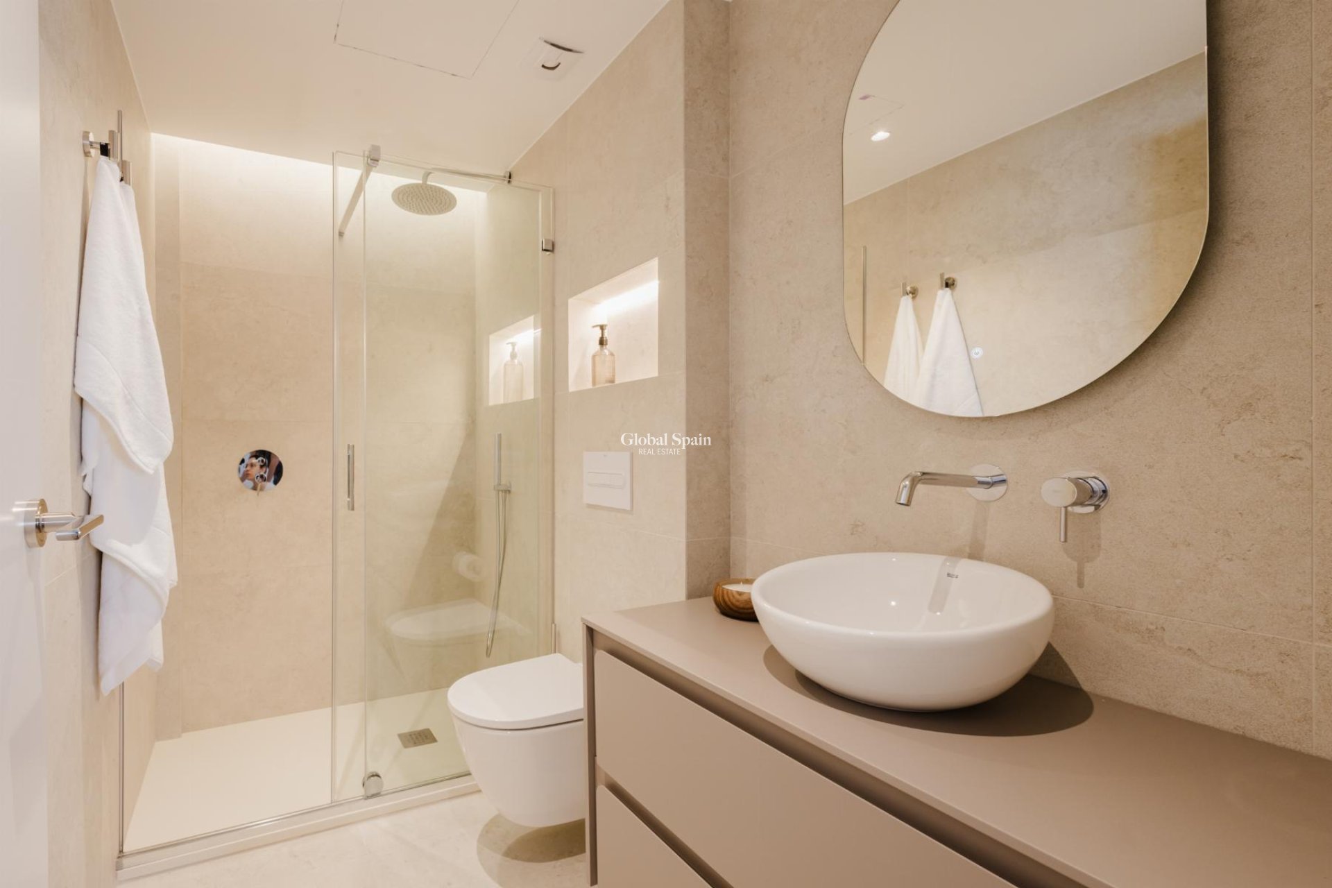 Wederverkoop - APPARTEMENT -
TORREVIEJA - Costa Blanca