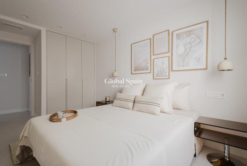 Wederverkoop - APPARTEMENT -
TORREVIEJA - Costa Blanca