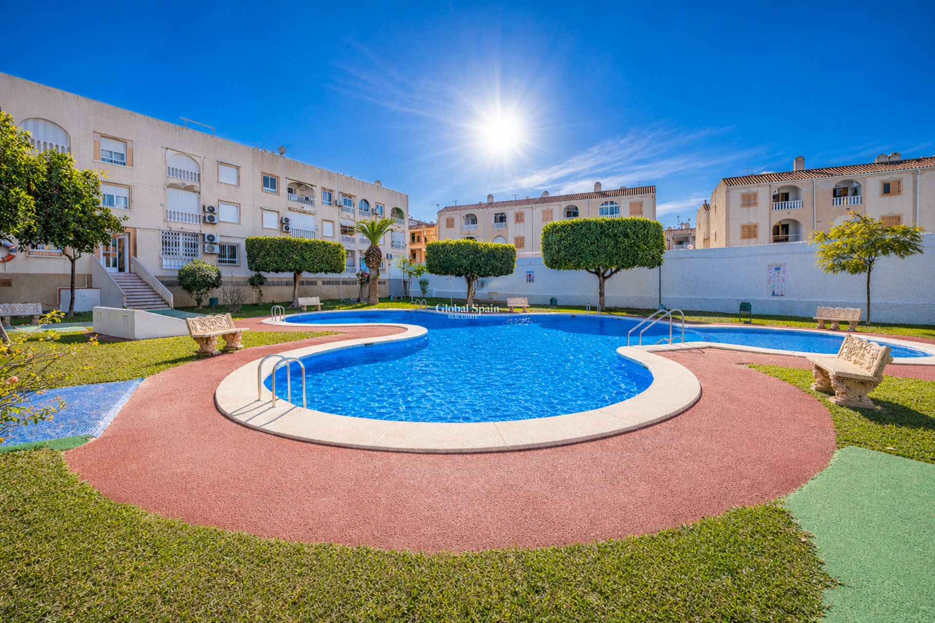 Wederverkoop - APPARTEMENT -
TORREVIEJA - Costa Blanca