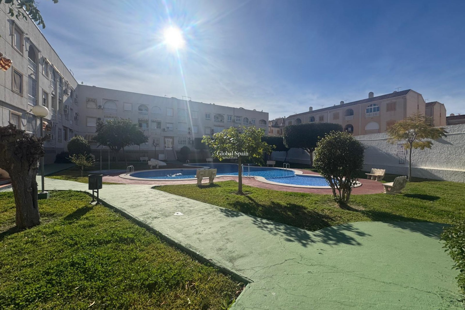 Wederverkoop - APPARTEMENT -
TORREVIEJA - Costa Blanca