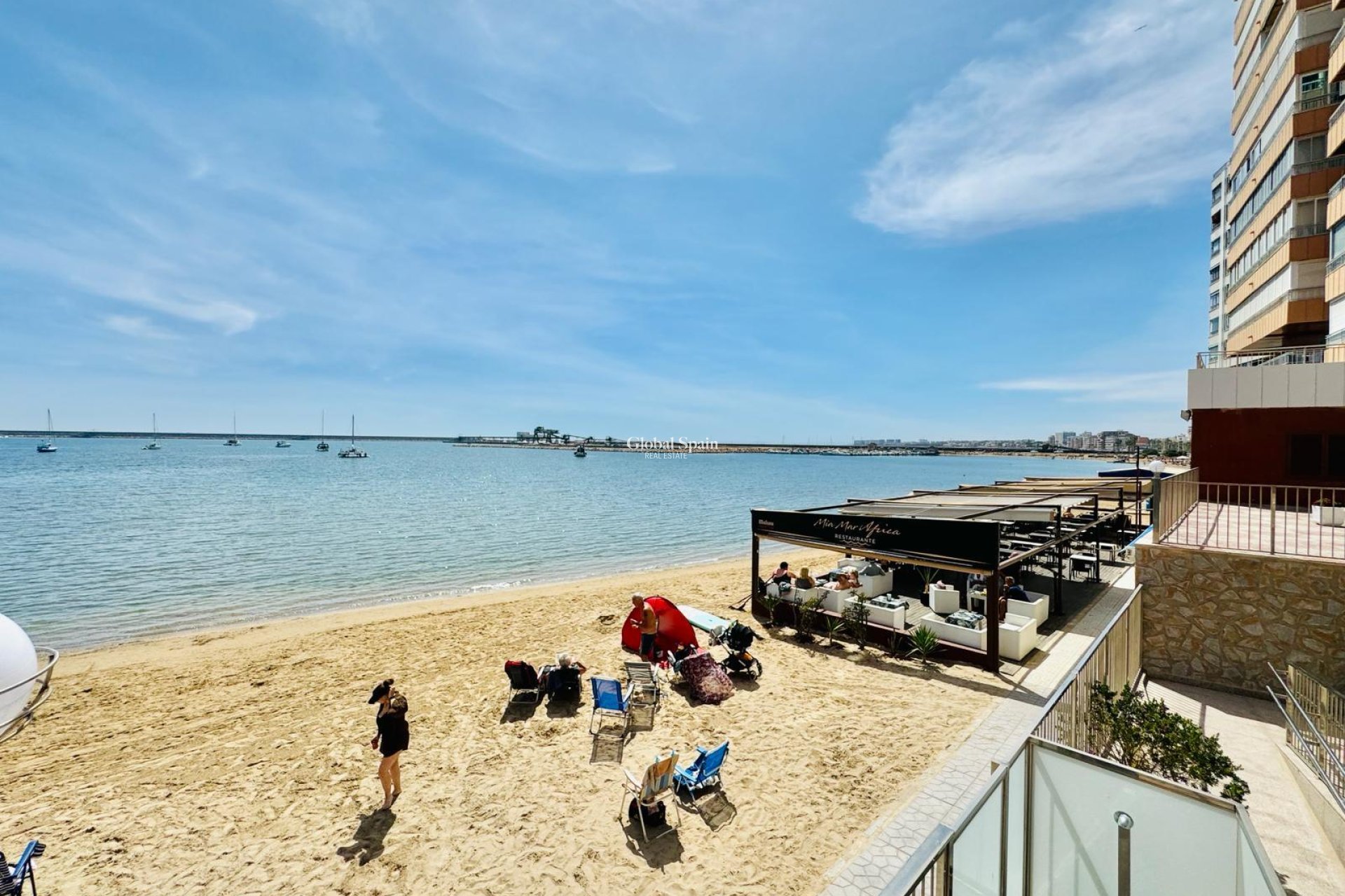 Wederverkoop - APPARTEMENT -
TORREVIEJA - Costa Blanca
