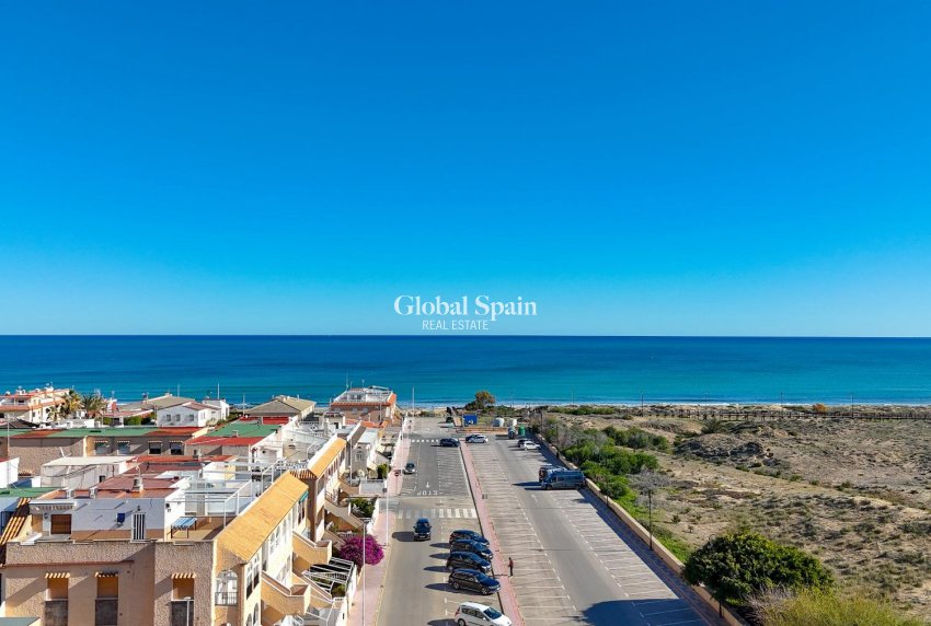 Wederverkoop - APPARTEMENT -
TORREVIEJA - Costa Blanca