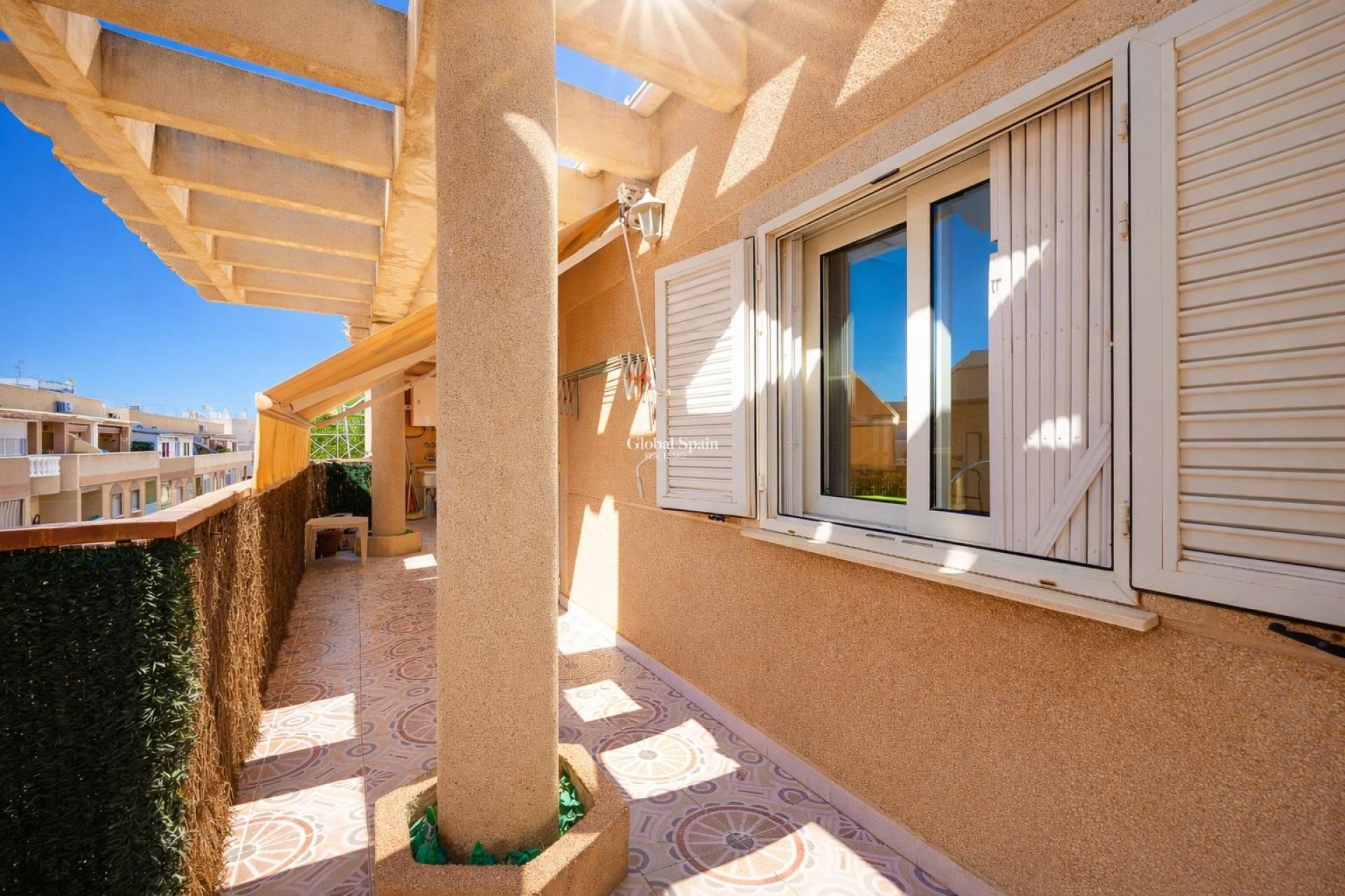 Wederverkoop - APPARTEMENT -
TORREVIEJA - Costa Blanca