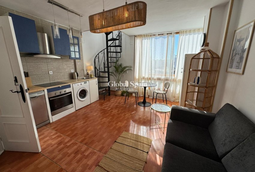 Wederverkoop - APPARTEMENT -
TORREVIEJA - Costa Blanca