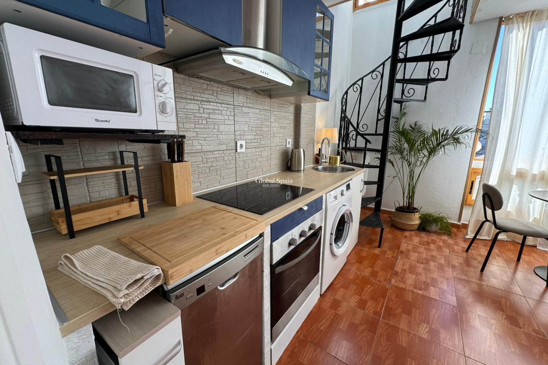 Wederverkoop - APPARTEMENT -
TORREVIEJA - Costa Blanca