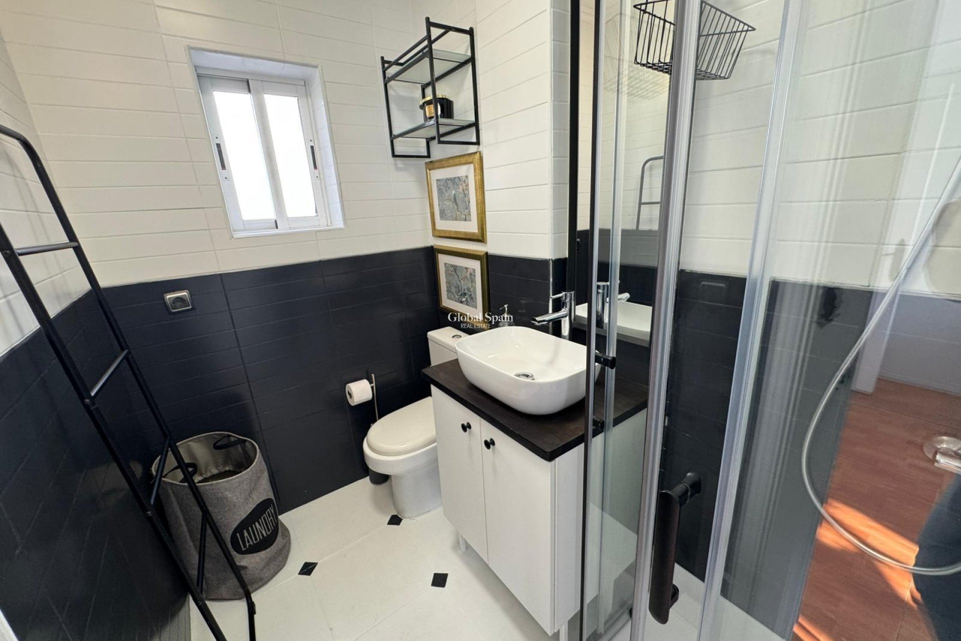 Wederverkoop - APPARTEMENT -
TORREVIEJA - Costa Blanca