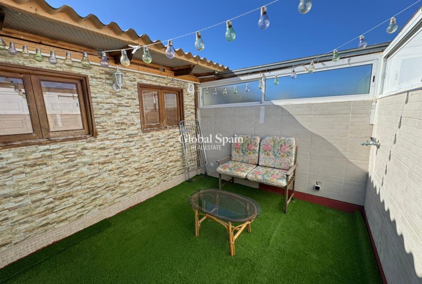 Wederverkoop - APPARTEMENT -
TORREVIEJA - Costa Blanca