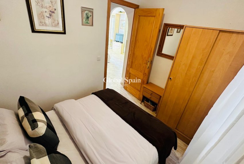Wederverkoop - APPARTEMENT -
TORREVIEJA - Costa Blanca