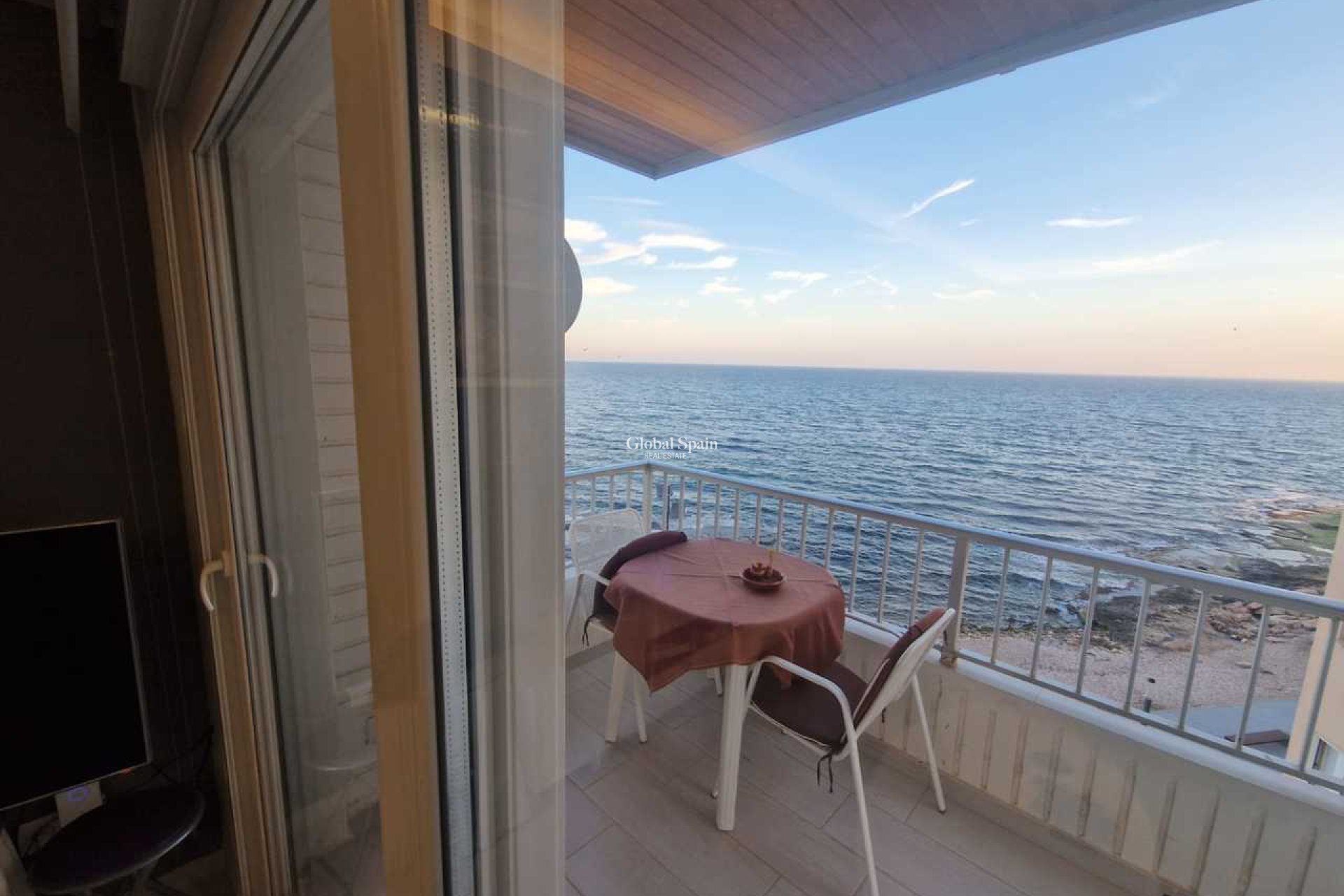 Wederverkoop - APPARTEMENT -
TORREVIEJA - Costa Blanca