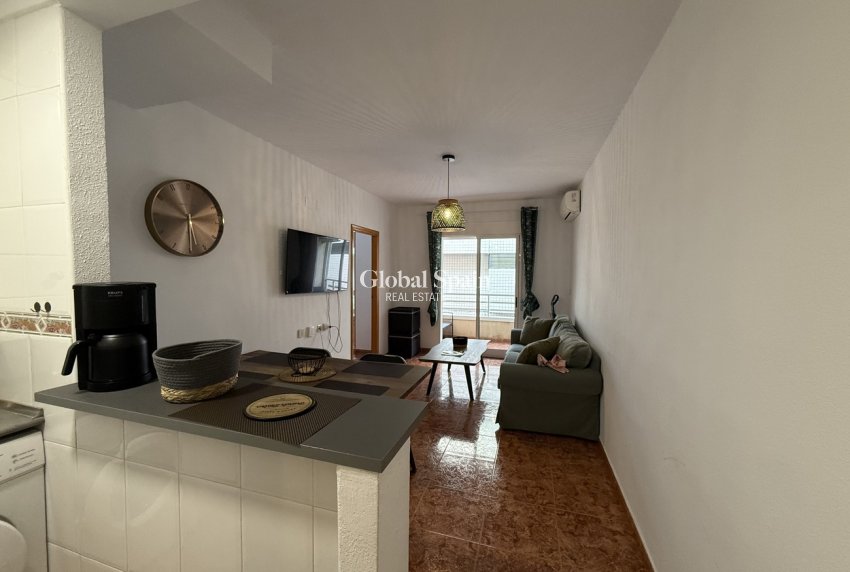 Wederverkoop - APPARTEMENT -
TORREVIEJA - Costa Blanca