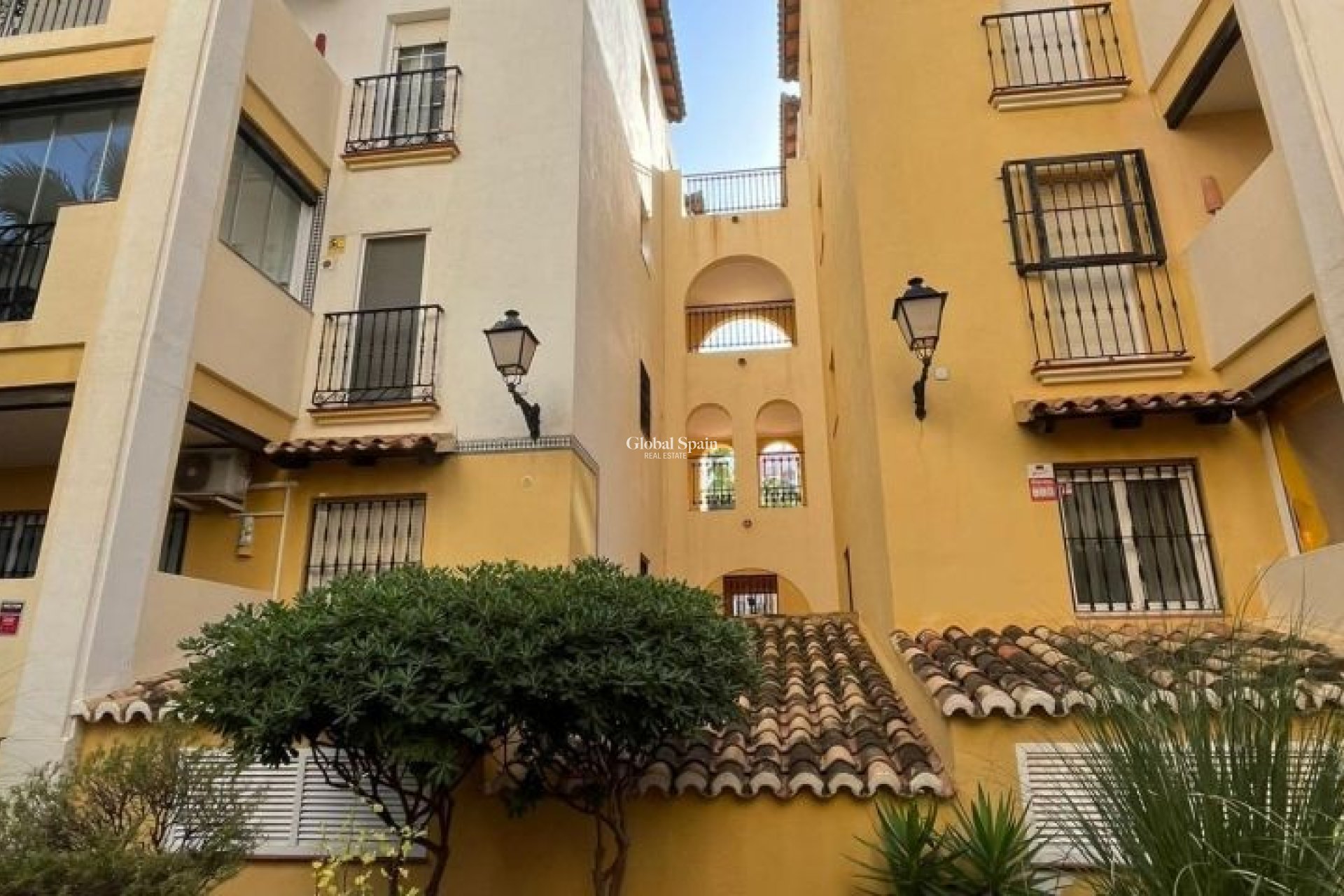Wederverkoop - APPARTEMENT -
TORREVIEJA - Costa Blanca