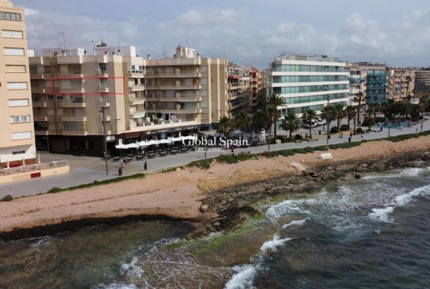 Wederverkoop - APPARTEMENT -
TORREVIEJA - Costa Blanca
